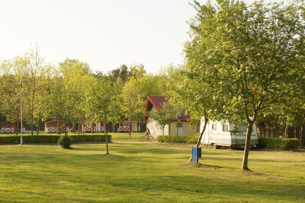 Holiday Resort & Camping Intercamp'84 Леба Экстерьер фото